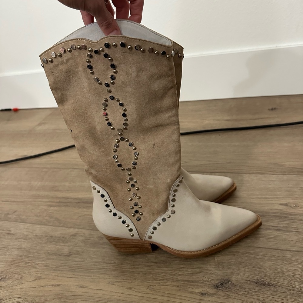Free People Jaxon Studded western boots leather suede 37 women’s 6.5 New white - Picture 6 of 15